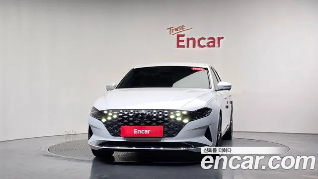 Hyundai Grandeur Grandeur (New) — Фото автомобиля 2