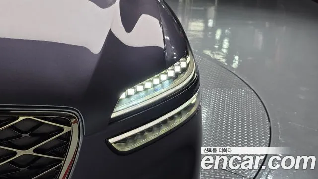 Genesis GV70 2.5T Бензин AWD — Фото автомобиля 19