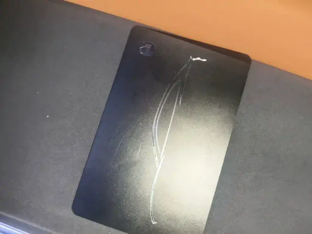 Xiaomi YU7 — Фото автомобиля 8