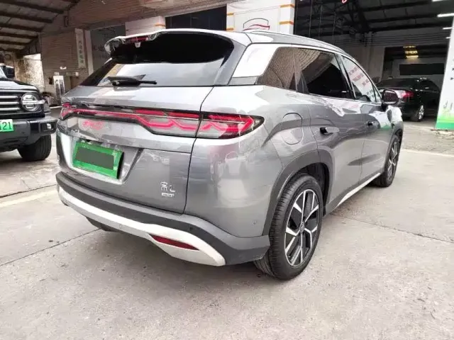 BYD Song L DM-i — Фото автомобиля 7