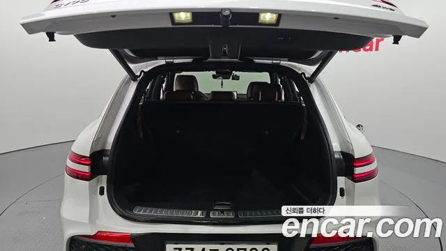 Genesis GV70 — Фото автомобиля 21