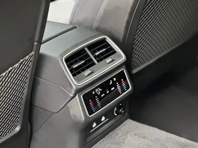 Audi A6L — Фото автомобиля 11