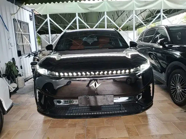 Dongfeng Yipai eπ008 2024 210Max Range Extender 6-Seater — Фото автомобиля 2