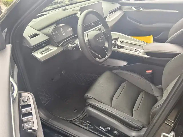 Geely Xingrui — Фото автомобиля 6