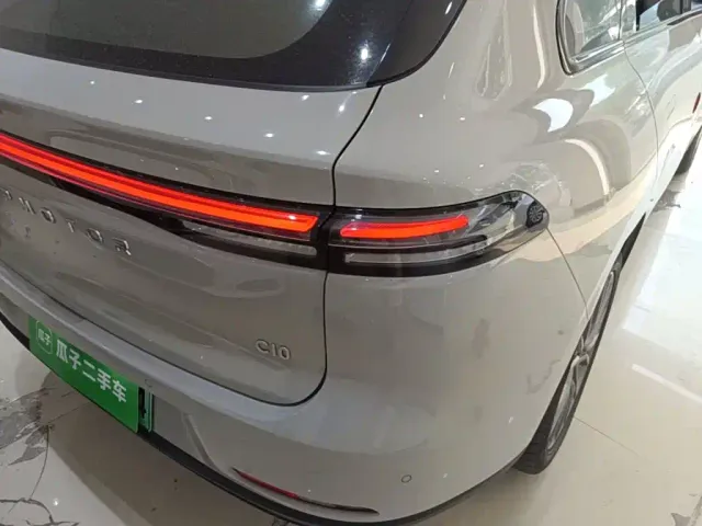 Leapmotor C10 — Фото автомобиля 7