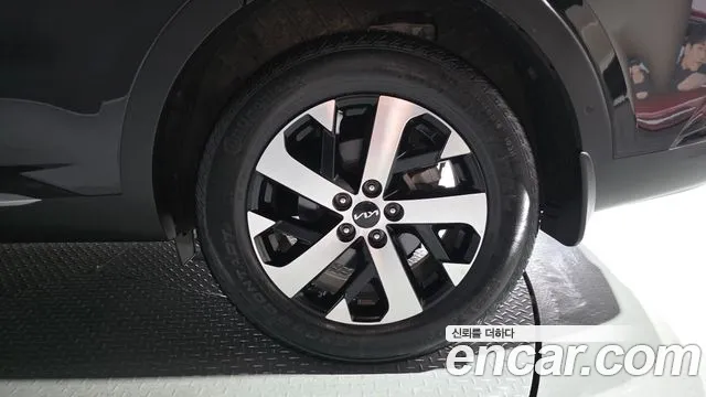 Kia Sorento Sorento 4-е поколение Бензин 2.5T 2WD — Фото автомобиля 17