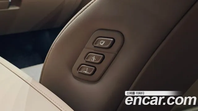 Hyundai Grandeur GN7 — Фото автомобиля 28