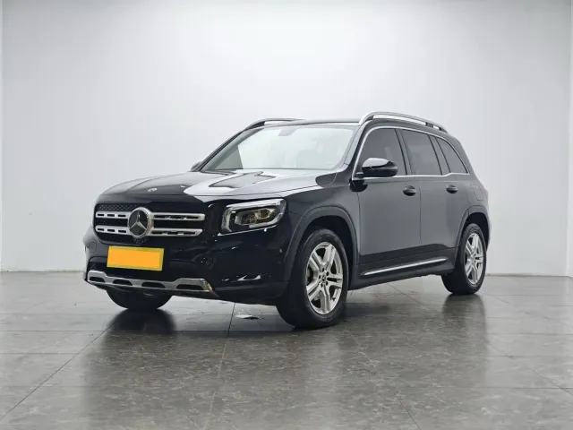 Фотография автомобиля — Mercedes-Benz GLB-Class