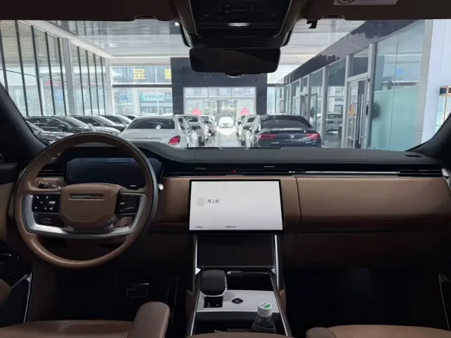 Land Rover Range Rover — Фото автомобиля 8