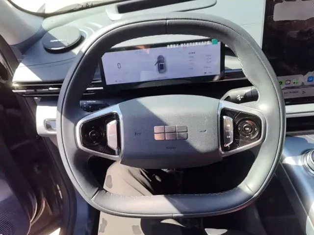 Geely Galaxy E5 — Фото автомобиля 10