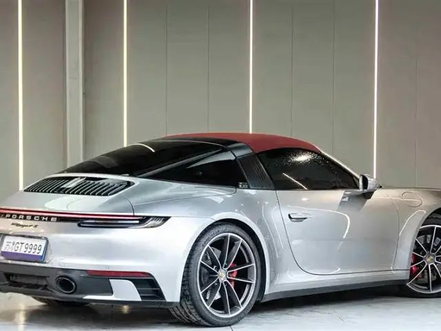 Porsche 911 — Фото автомобиля 7