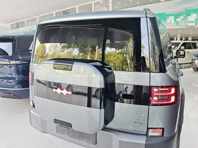 BYD FangChengBao Titanium 7 — Фото автомобиля 5