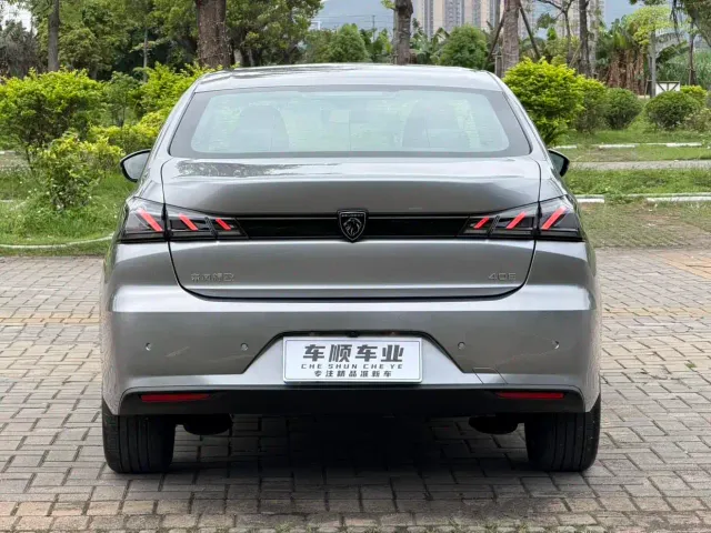 Peugeot 408 — Фото автомобиля 7