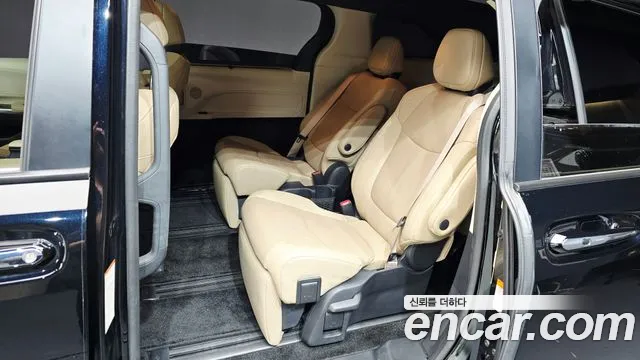 Toyota Sienna 4th Gen — Фото автомобиля 18