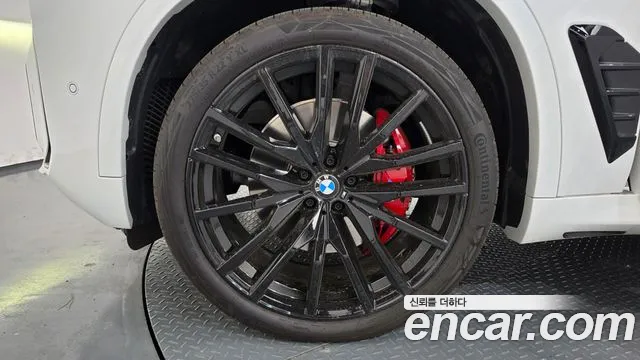 BMW X5 — Фото автомобиля 4