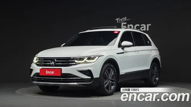 Фотография автомобиля — Volkswagen Tiguan