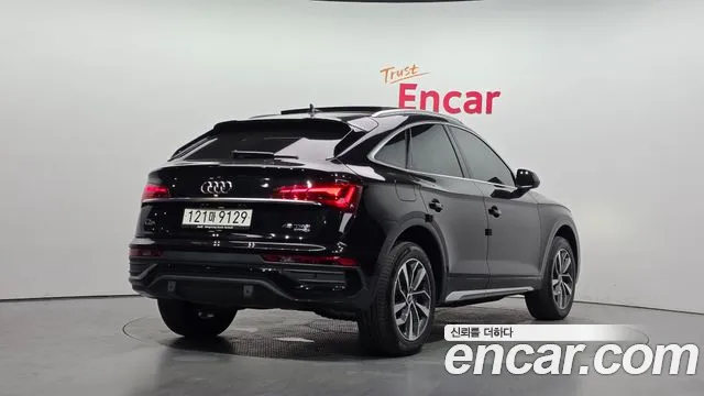 Audi Q5 45 TFSI quattro Sportback Premium — Фото автомобиля 2