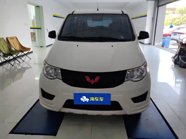Wuling Hongguang — Фото автомобиля 2