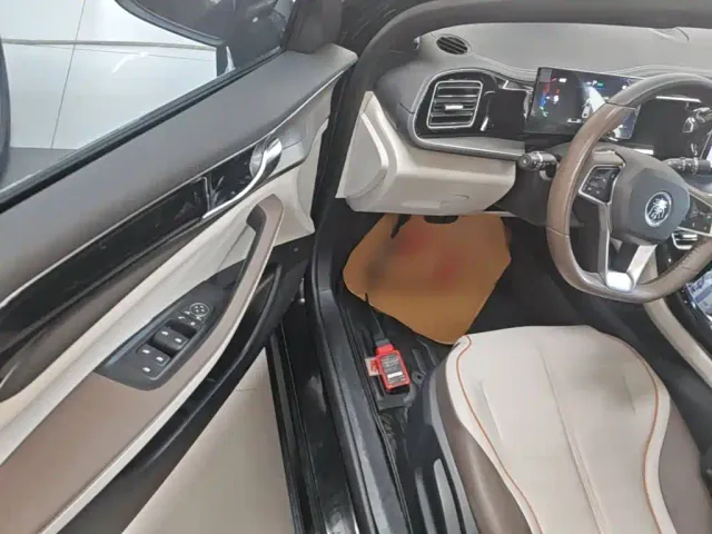 BYD Qin PLUS — Фото автомобиля 15