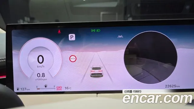 Genesis GV70 — Фото автомобиля 11