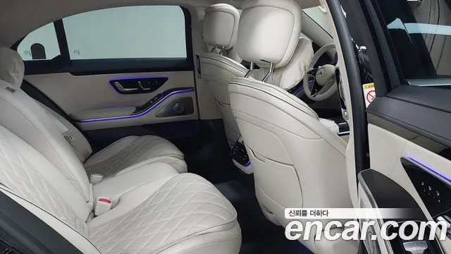 Mercedes-Benz S-Class — Фото автомобиля 10