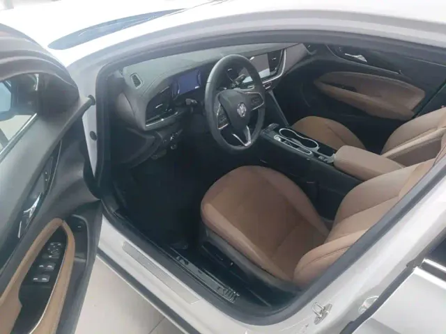 Buick Regal — Фото автомобиля 15