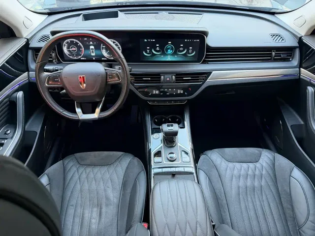 Hongqi HS5 — Фото автомобиля 5
