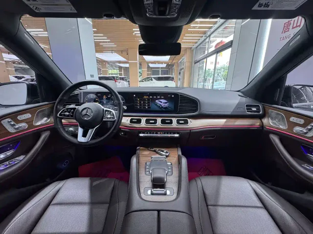 Mercedes-Benz GLS-Class — Фото автомобиля 20