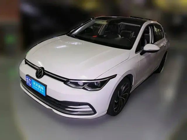Фотография автомобиля — Volkswagen Golf