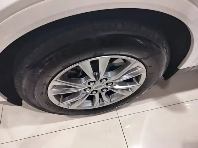 Cadillac XT5 — Фото автомобиля 22