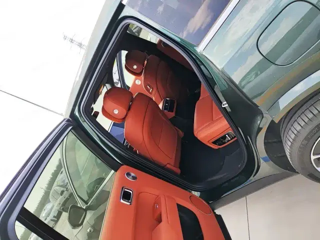 Li Auto L7 — Фото автомобиля 7