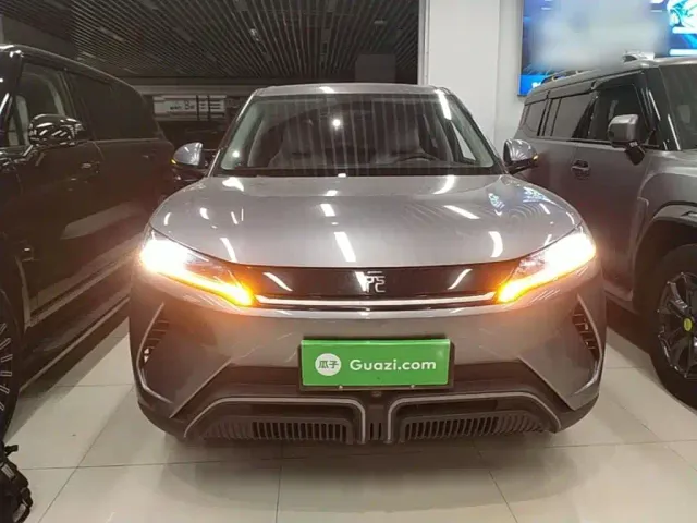 BYD Yuan UP — Фото автомобиля 2