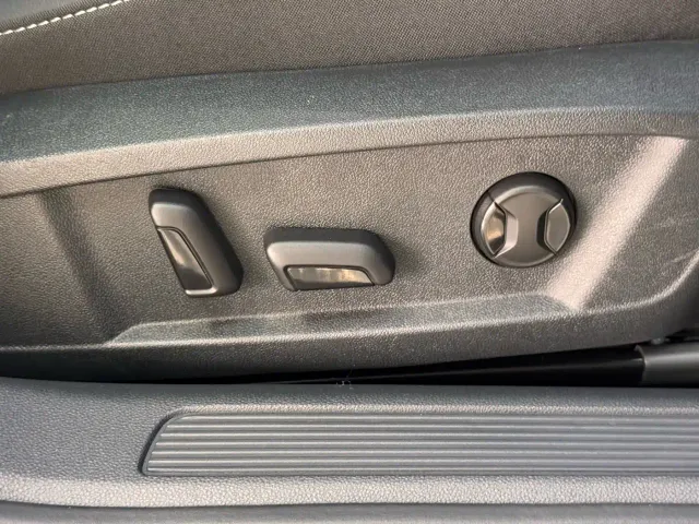 Volkswagen Passat — Фото автомобиля 25