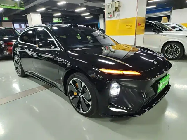 Nio ET5 Touring — Фото автомобиля 3