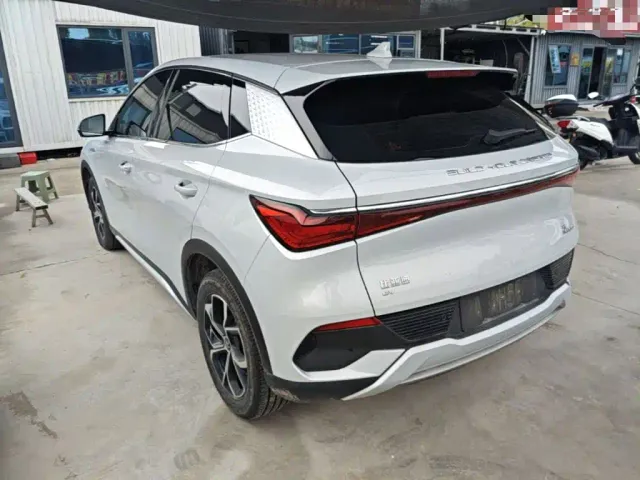 BYD Yuan PLUS — Фото автомобиля 4