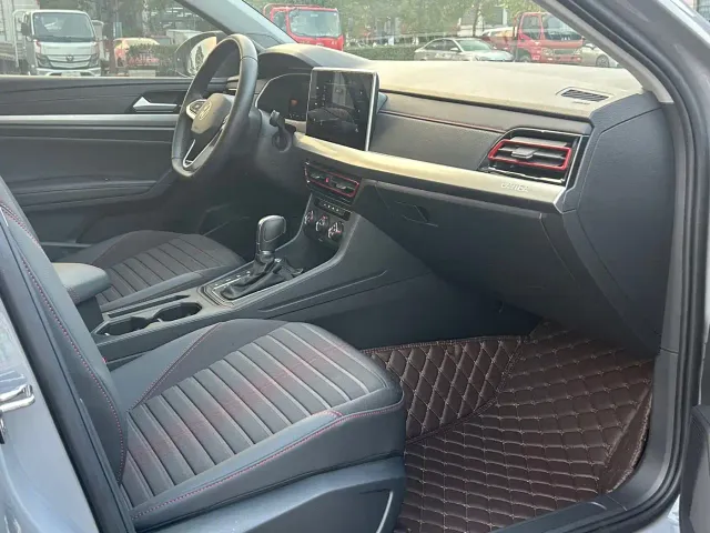 Volkswagen Lavida — Фото автомобиля 11