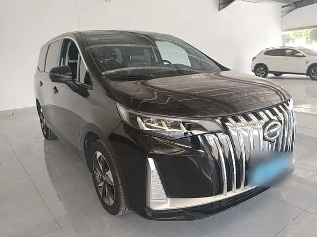 GAC Trumpchi M6 — Фото автомобиля 3