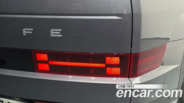 Hyundai Santa Fe MX5 — Фото автомобиля 8