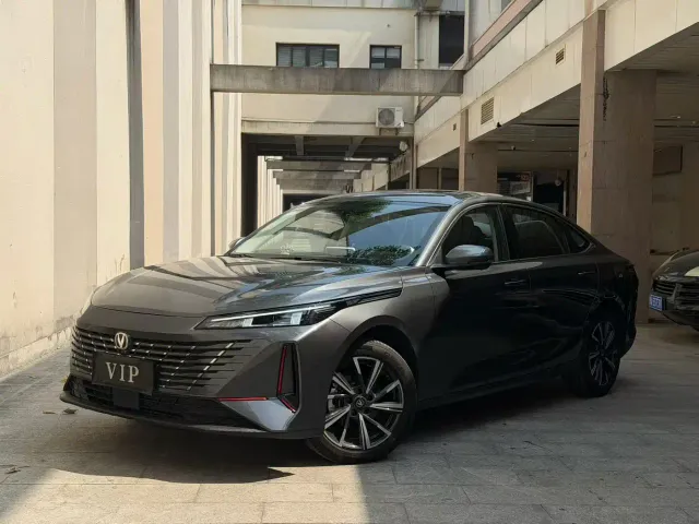 Фотография автомобиля — Changan Eado