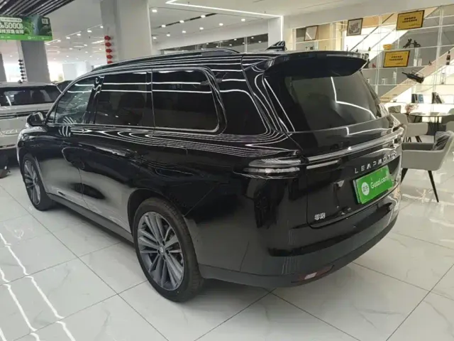Leapmotor C16 — Фото автомобиля 4