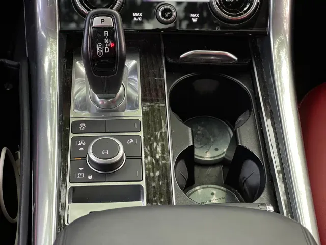 Land Rover Range Rover Sport — Фото автомобиля 19