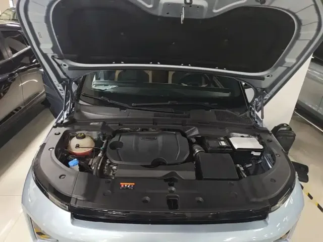 Geely ICON — Фото автомобиля 19