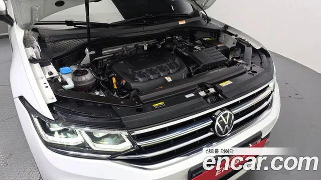 Volkswagen Tiguan — Фото автомобиля 6