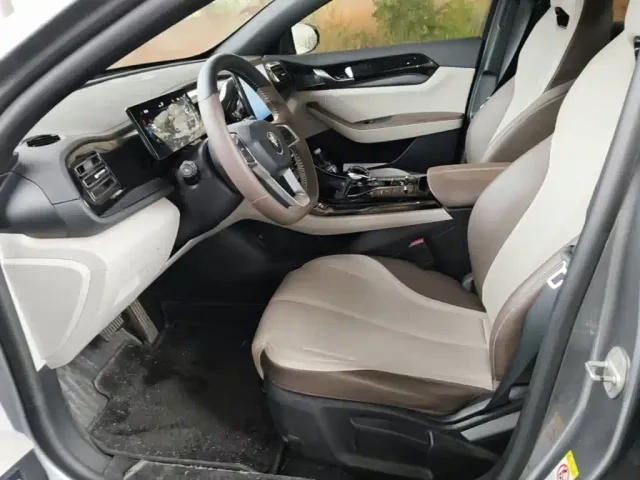 BYD Qin PLUS — Фото автомобиля 14