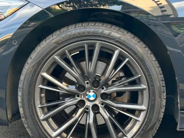 BMW 3 Series — Фото автомобиля 24