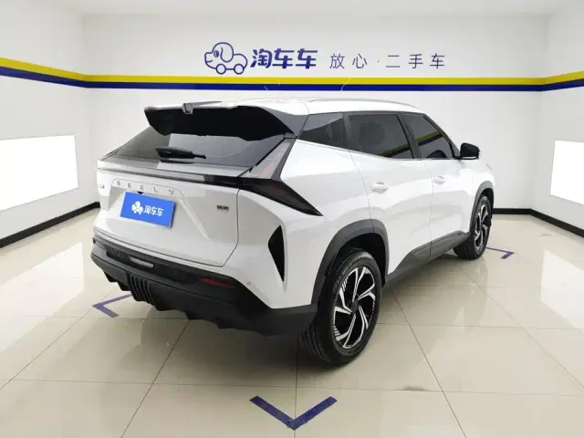 Geely Boyue — Фото автомобиля 3