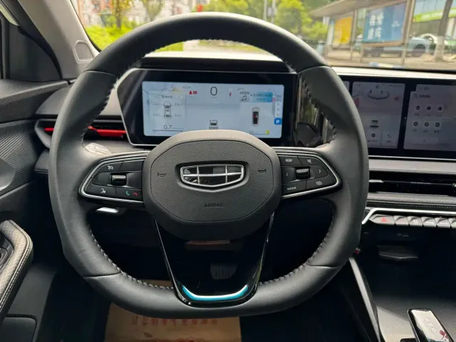 Geely Binrui — Фото автомобиля 18
