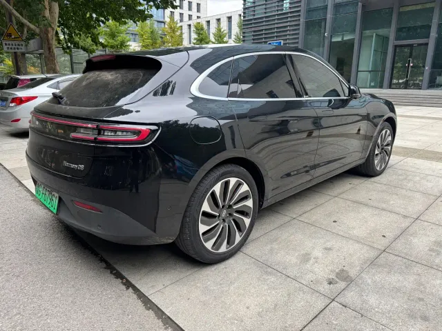 Aito M5 — Фото автомобиля 3