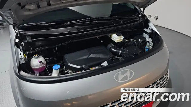 Hyundai Staria Staria Карго 3 места — Фото автомобиля 5