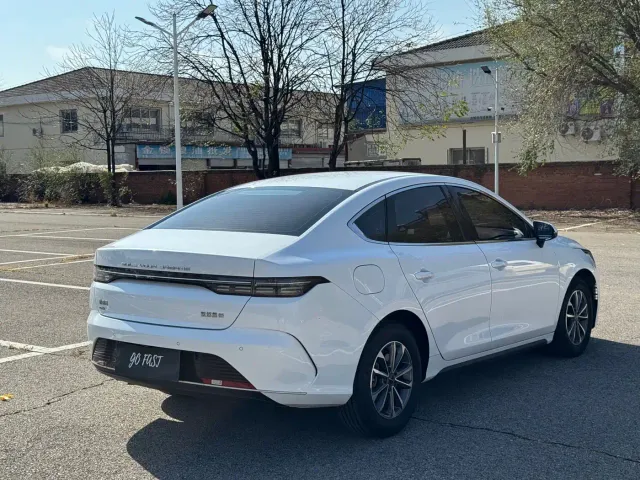 BYD Destroyer 05 — Фото автомобиля 6